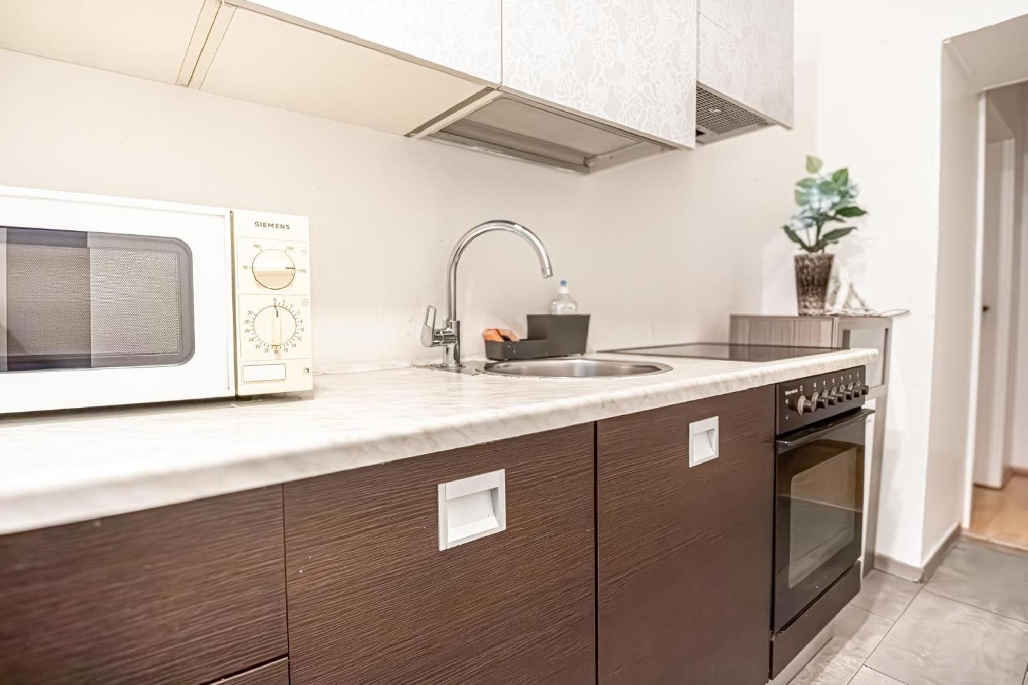 Central Belvedere 3Br Shared Apartment - 12 Min From City Center Vienna Exterior photo